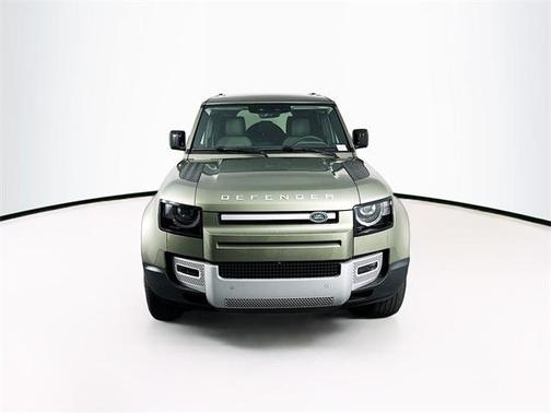 2025 Land Rover Defender P300
