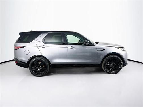 2025 Land Rover Discovery P360 Metropolitan Edition