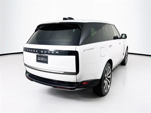 2025 Land Rover Range Rover P400 SE