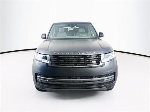 2025 Land Rover Range Rover P530 SE 7 Seat