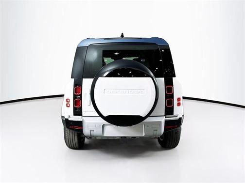 2025 Land Rover Defender P300