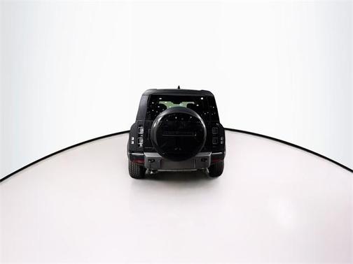 2025 Land Rover Defender P525 V8