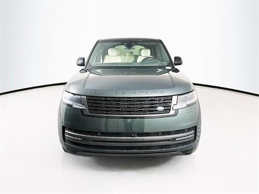 2026 Land Rover Range Rover SE