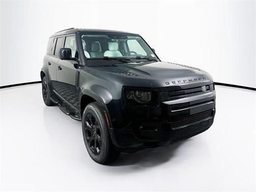 2025 Land Rover Defender P400 X-Dynamic SE