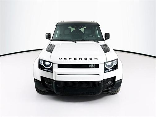 2024 Land Rover Defender 110 X-Dynamic SE