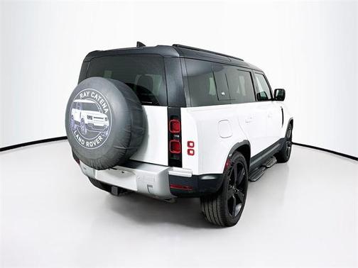 2024 Land Rover Defender P300