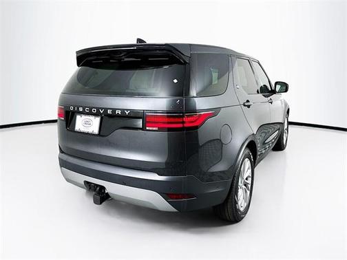 2025 Land Rover Discovery P300 S