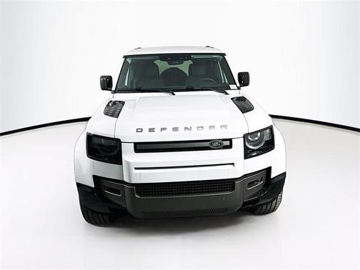 2025 Land Rover Defender P400 X-Dynamic SE