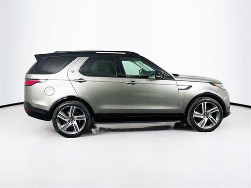 2025 Land Rover Discovery P360 Metropolitan Edition
