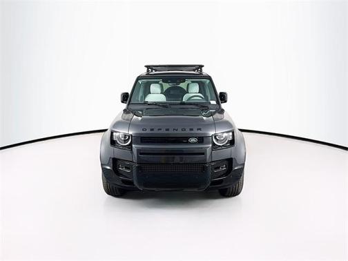 2025 Land Rover Defender P400 X-Dynamic SE