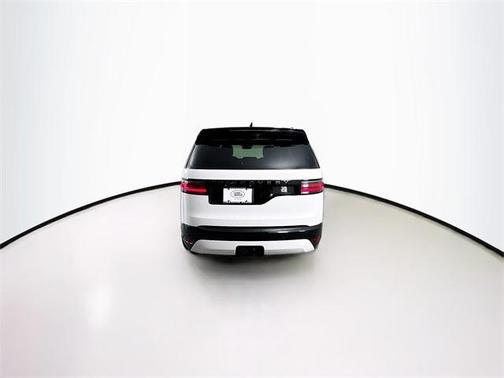 2025 Land Rover Discovery P360 Dynamic SE