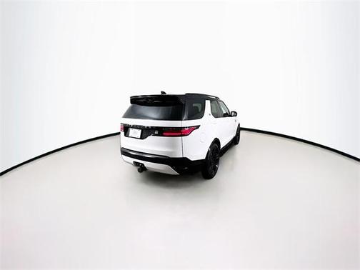 2025 Land Rover Discovery P360 Dynamic SE