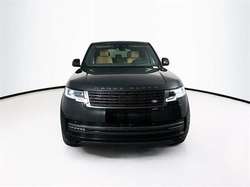 2025 Land Rover Range Rover P400 SE 7 Seat