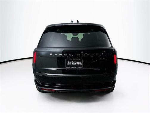 2025 Land Rover Range Rover P400 SE 7 Seat