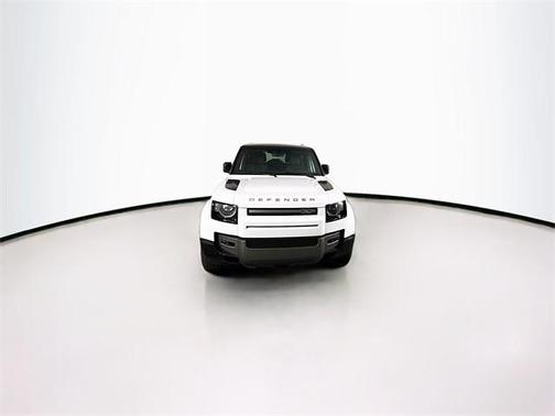 2025 Land Rover Defender P400 X-Dynamic SE