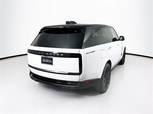 2025 Land Rover Range Rover P550e SE