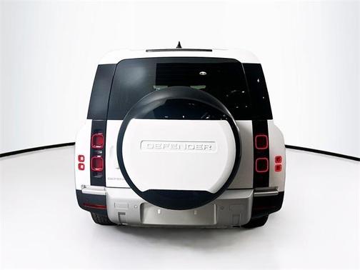2025 Land Rover Defender P400 S