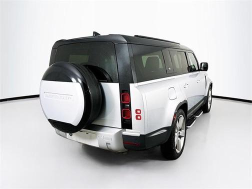 2024 Land Rover Defender 130 S