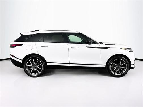 2026 Land Rover Range Rover Velar Dynamic SE