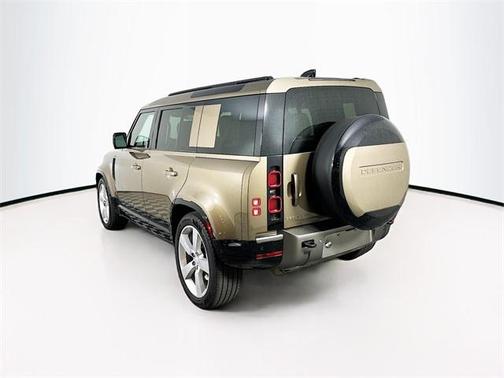 2025 Land Rover Defender P400 X-Dynamic SE