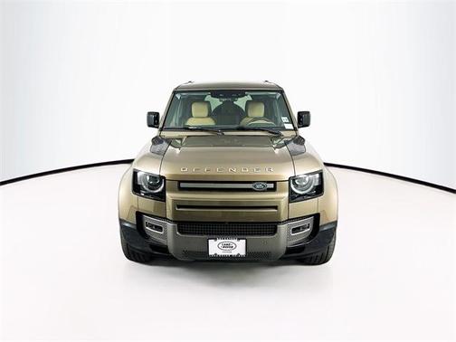 2025 Land Rover Defender P400 X-Dynamic SE