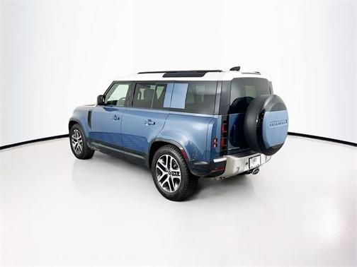 2025 Land Rover Defender P300