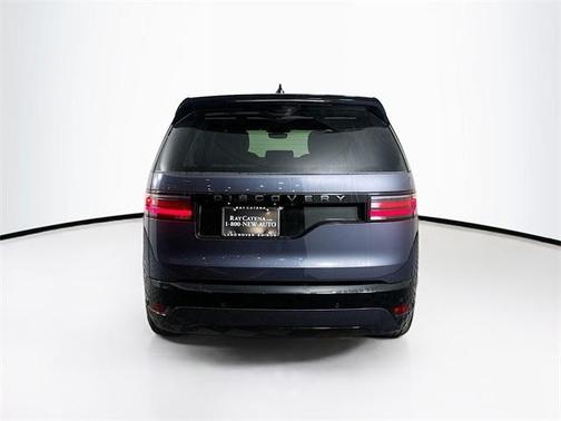 2025 Land Rover Discovery P360 Dynamic SE