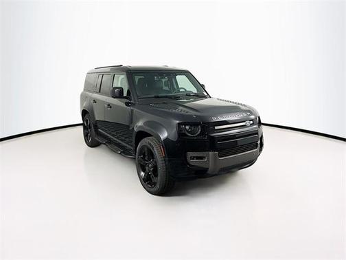 2024 Land Rover Defender P400 X-Dynamic SE
