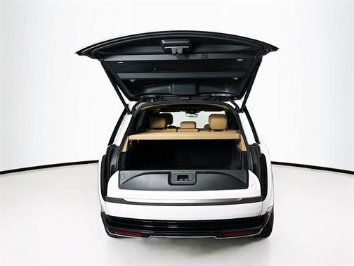 2023 Land Rover Range Rover P400 SE