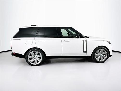 2023 Land Rover Range Rover P400 SE