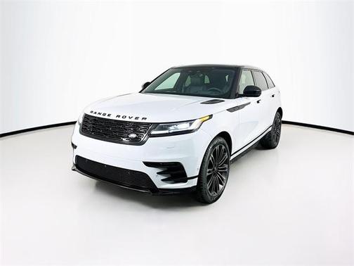 2026 Land Rover Range Rover Velar Dynamic SE