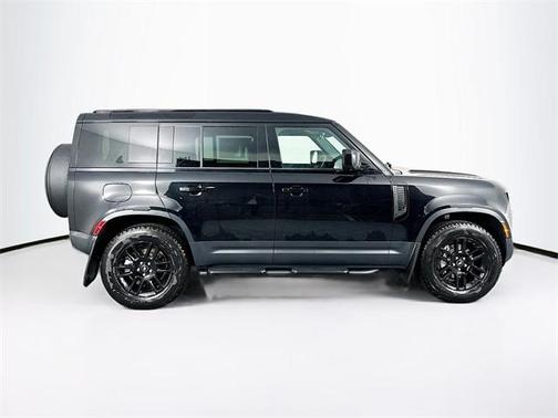 2025 Land Rover Defender P300