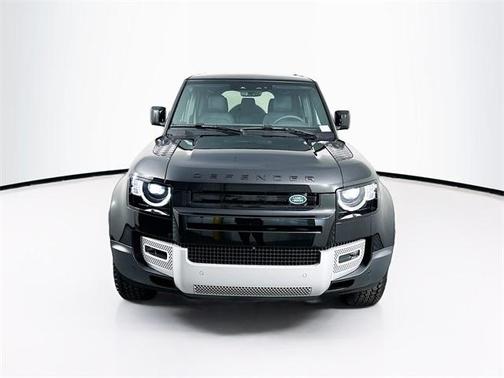 2025 Land Rover Defender P300