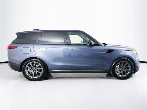 2025 Land Rover Range Rover Sport P360 SE
