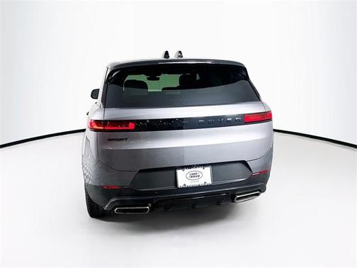 2025 Land Rover Range Rover Sport P360 SE