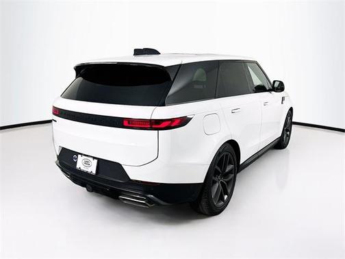 2025 Land Rover Range Rover Sport P360 SE