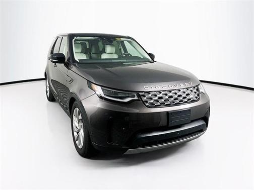 2024 Land Rover Discovery P300 S