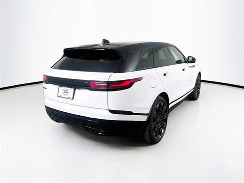 2026 Land Rover Range Rover Velar P400 Autobiography