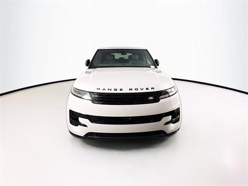 2025 Land Rover Range Rover Sport P360 SE