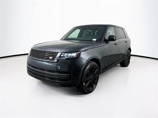 2025 Land Rover Range Rover P400 SE 7 Seat