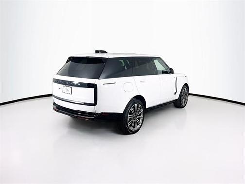 2025 Land Rover Range Rover P400 SE