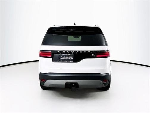 2025 Land Rover Discovery P300 S
