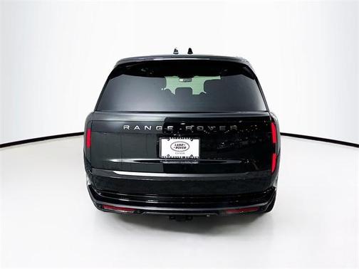 2025 Land Rover Range Rover P530 SE 7 Seat