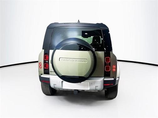 2025 Land Rover Defender P300