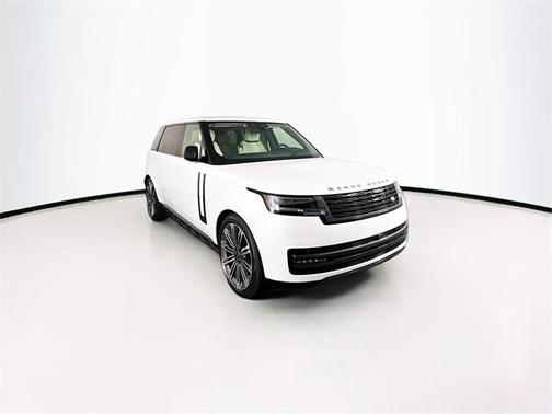 2025 Land Rover Range Rover P400 SE 7 Seat