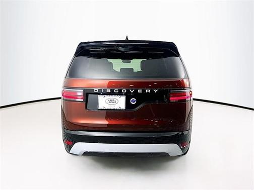 2026 Land Rover Discovery Tempest Edition