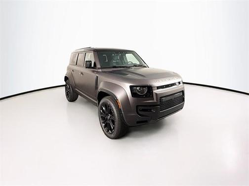 2025 Land Rover Defender V8
