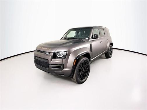 2025 Land Rover Defender V8