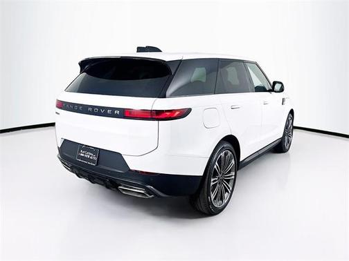 2025 Land Rover Range Rover Sport P360 SE