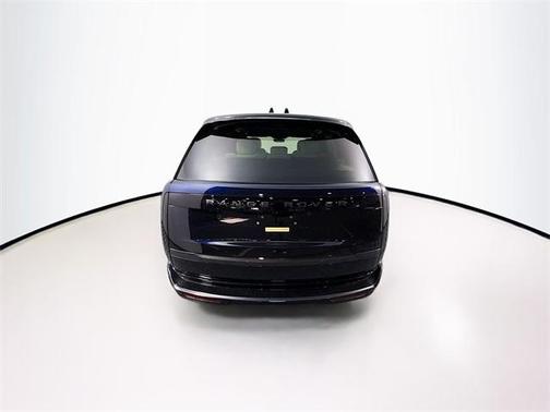 2025 Land Rover Range Rover P530 SE 7 Seat